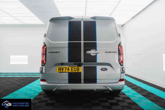 2025 Ford Transit Custom