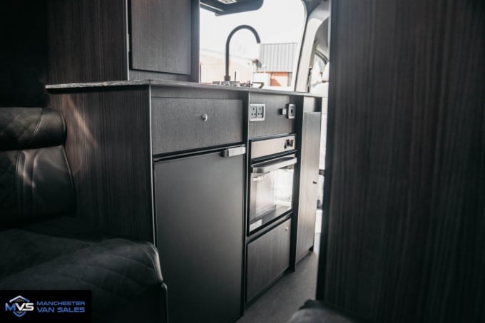 2025 Mercedes-benz Sprinter