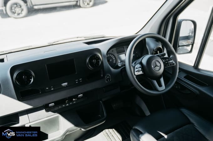 2025 Mercedes-benz Sprinter