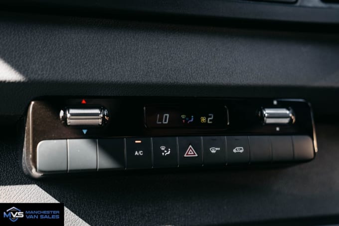 2025 Mercedes-benz Sprinter