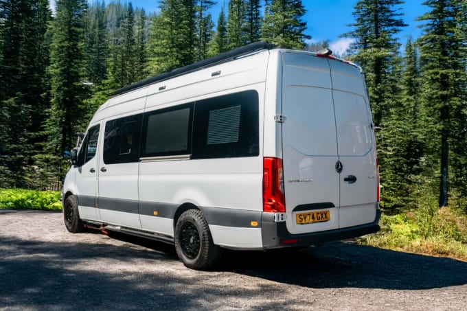 2025 Mercedes-benz Sprinter