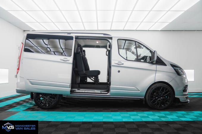 2025 Ford Transit Custom