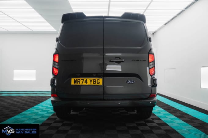 2025 Ford Transit Custom