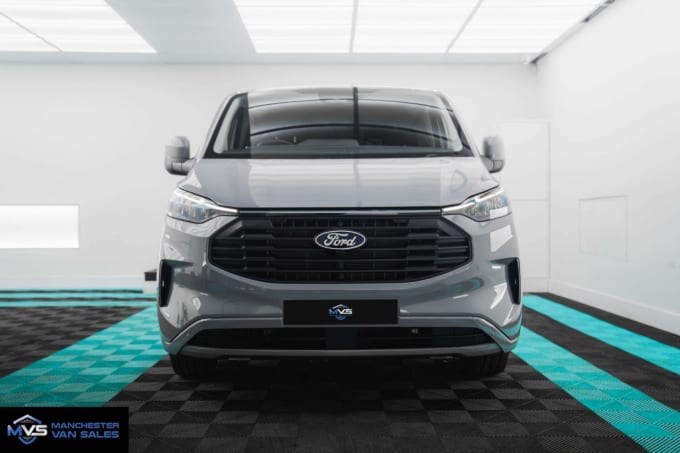2025 Ford Transit Custom