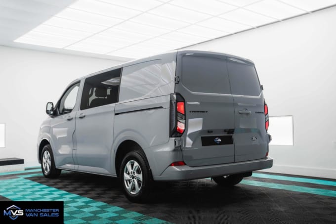 2025 Ford Transit Custom