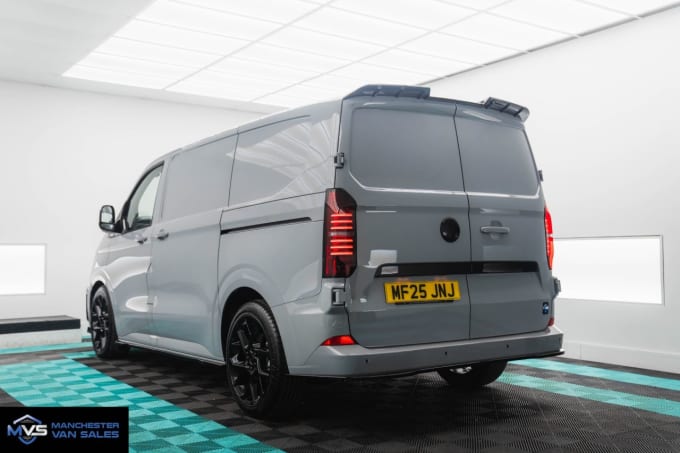 2025 Volkswagen Transporter