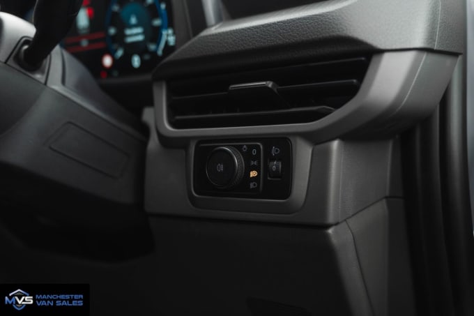 2025 Volkswagen Transporter