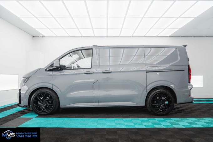 2025 Volkswagen Transporter