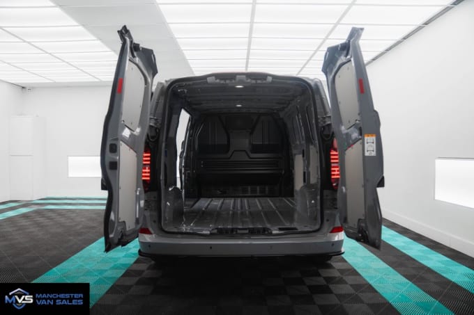 2025 Volkswagen Transporter