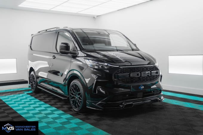 2025 Ford Transit Custom