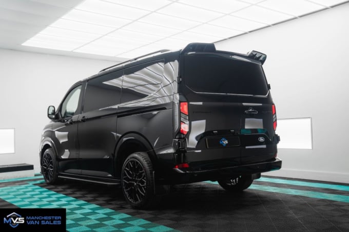 2025 Ford Transit Custom
