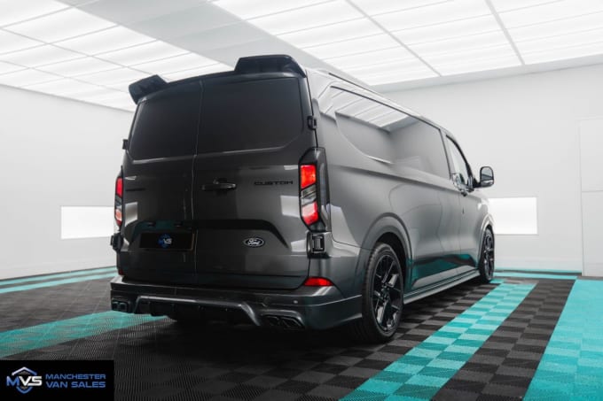 2025 Ford Transit Custom