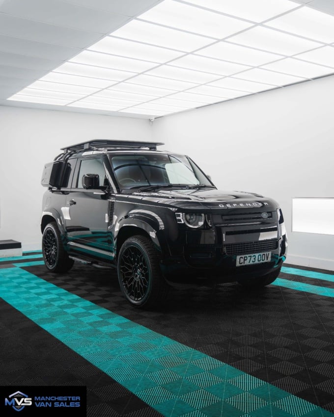 2025 Land Rover Defender