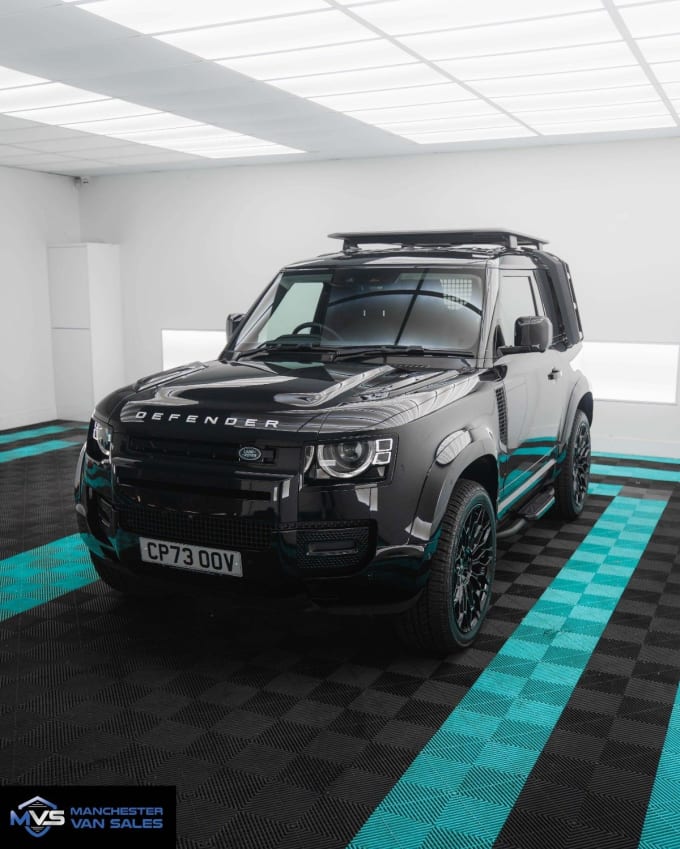 2025 Land Rover Defender