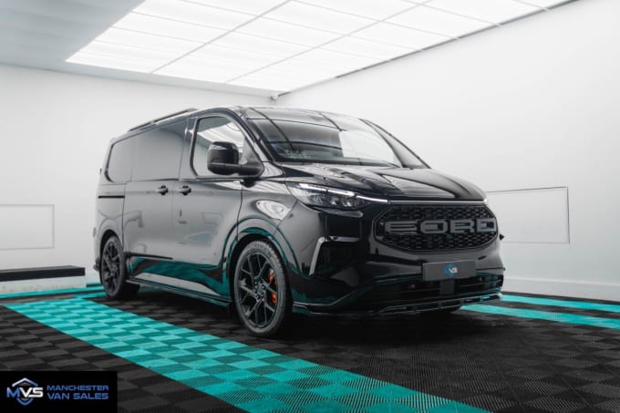 2025 Ford Transit Custom