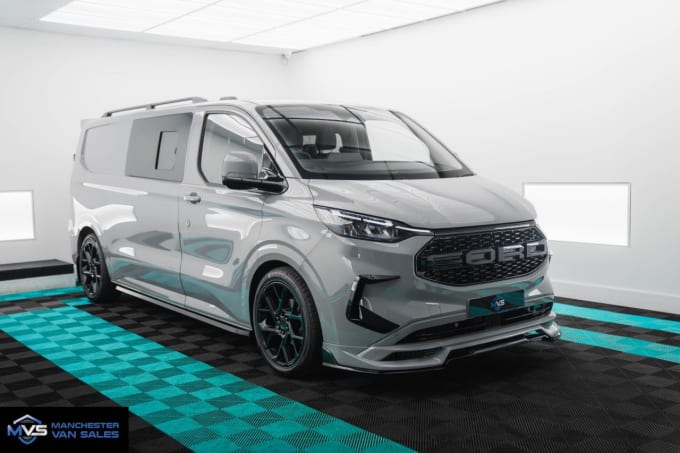 2025 Ford Transit Custom