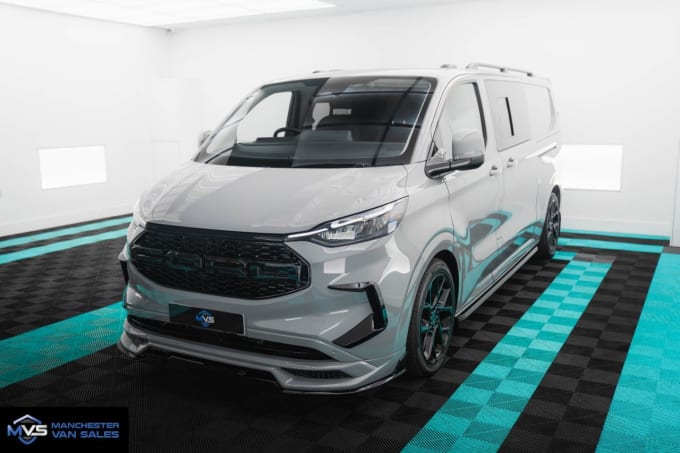 2025 Ford Transit Custom