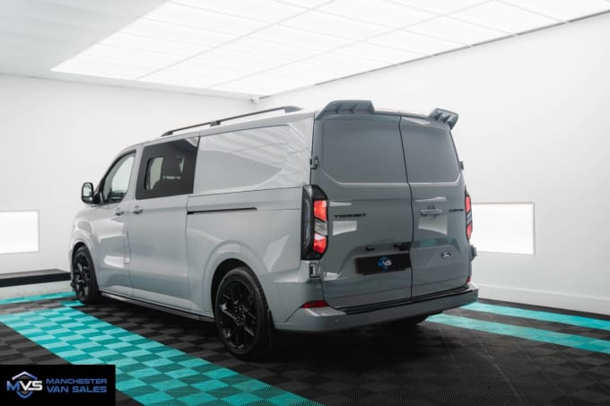 2025 Ford Transit Custom