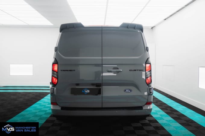 2025 Ford Transit Custom