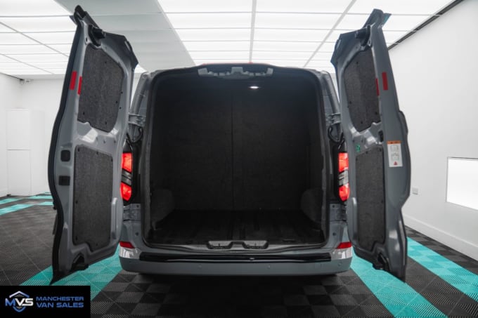 2025 Ford Transit Custom