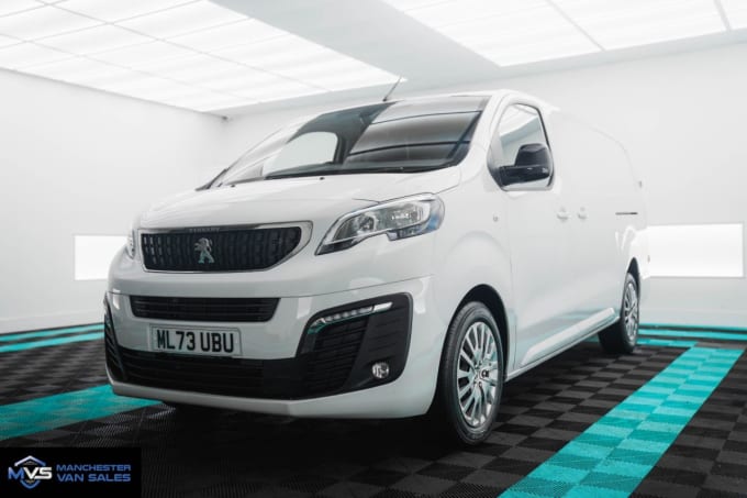 2025 Peugeot Expert