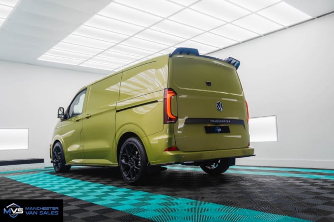 2025 Volkswagen Transporter