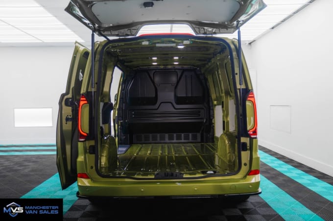 2025 Volkswagen Transporter