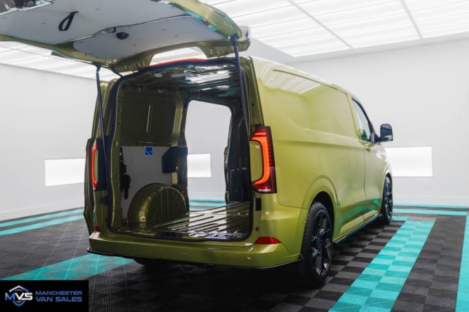 2025 Volkswagen Transporter