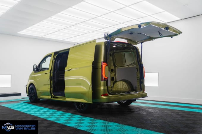 2025 Volkswagen Transporter