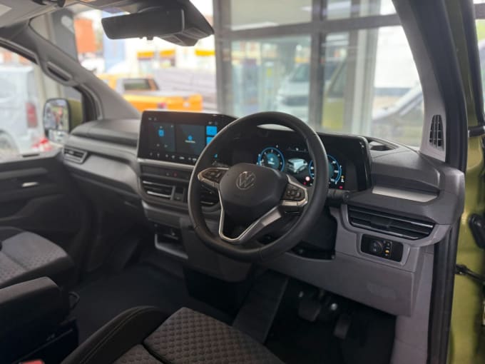 2025 Volkswagen Transporter