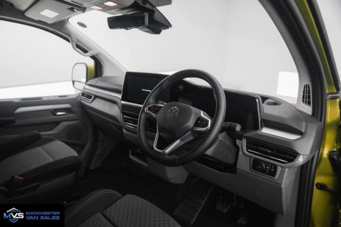 2025 Volkswagen Transporter