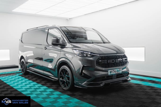 2025 Ford Transit Custom