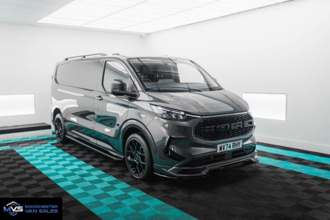 2025 Ford Transit Custom