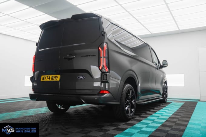 2025 Ford Transit Custom