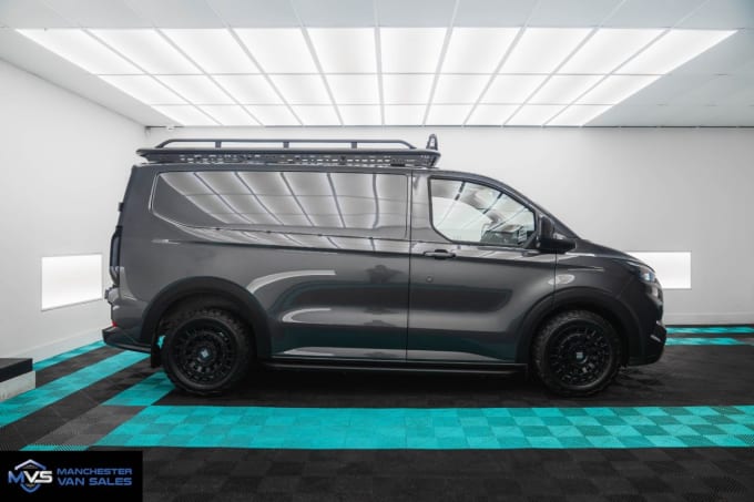 2024 Ford Transit Custom