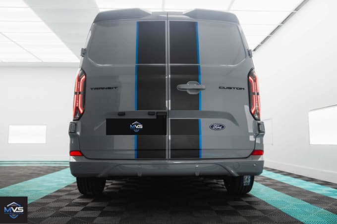 2025 Ford Transit Custom