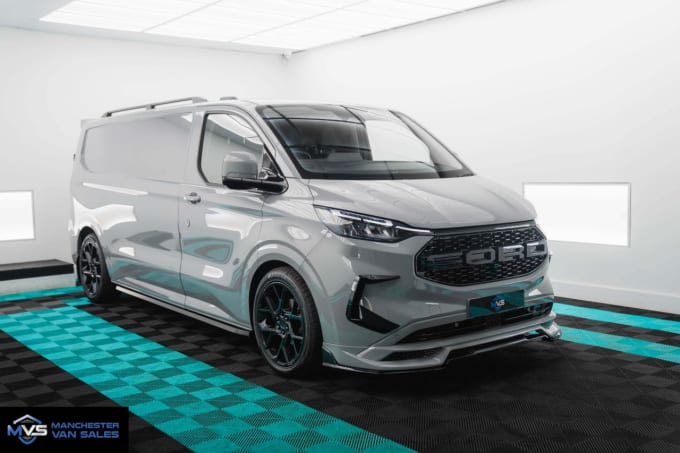 2025 Ford Transit Custom