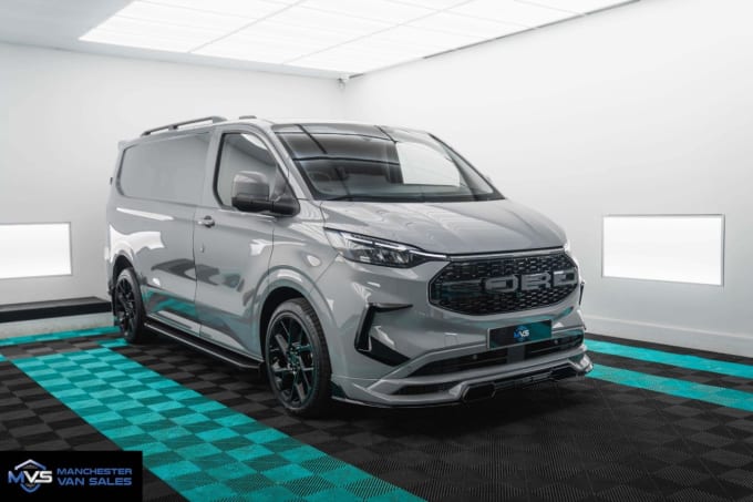 2025 Ford Transit Custom