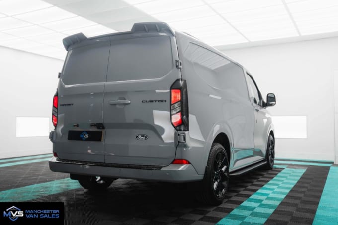2025 Ford Transit Custom