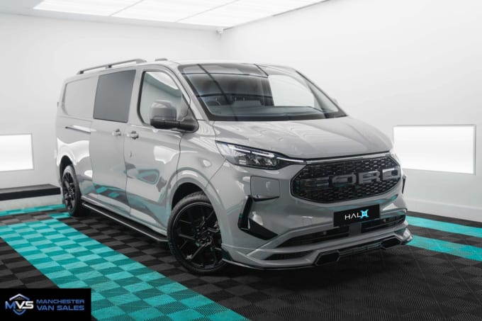 2025 Ford Transit Custom