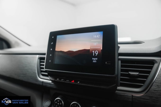 2025 Renault Trafic