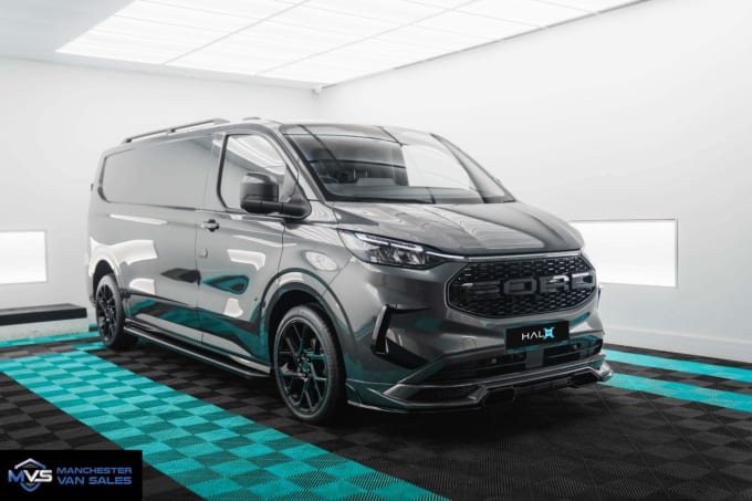 2024 Ford Transit Custom