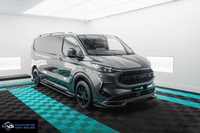 2024 Ford Transit Custom