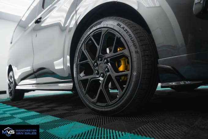 2024 Ford Transit Custom