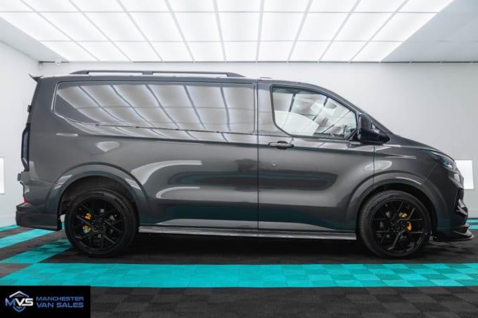 2024 Ford Transit Custom