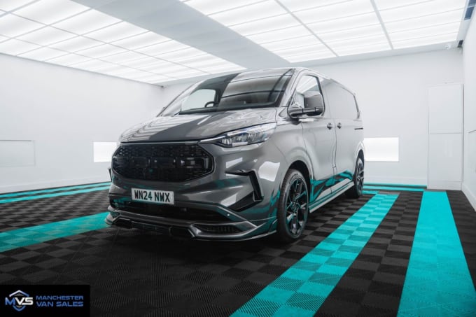 2024 Ford Transit Custom