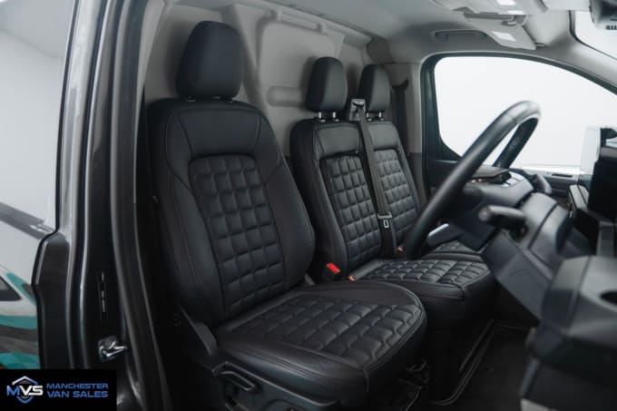 2024 Ford Transit Custom