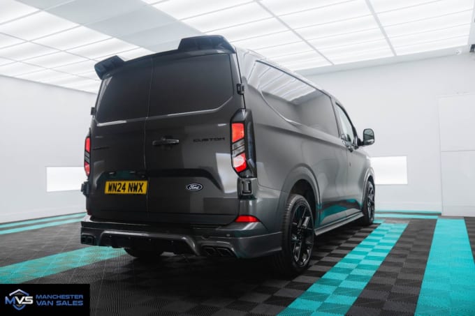 2024 Ford Transit Custom