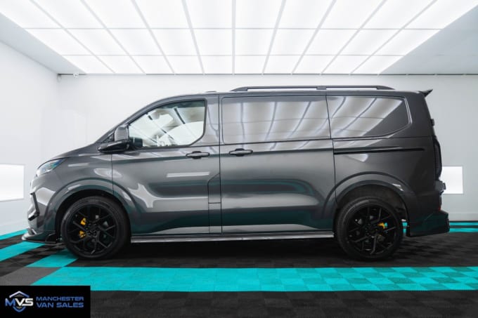 2024 Ford Transit Custom