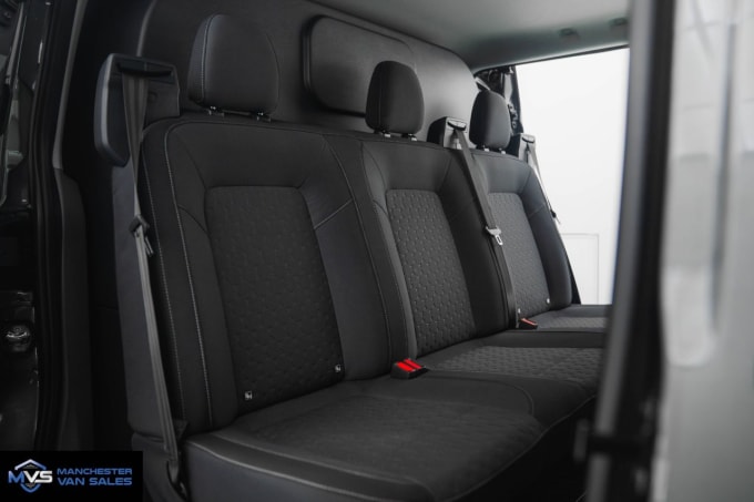 2024 Ford Transit Custom